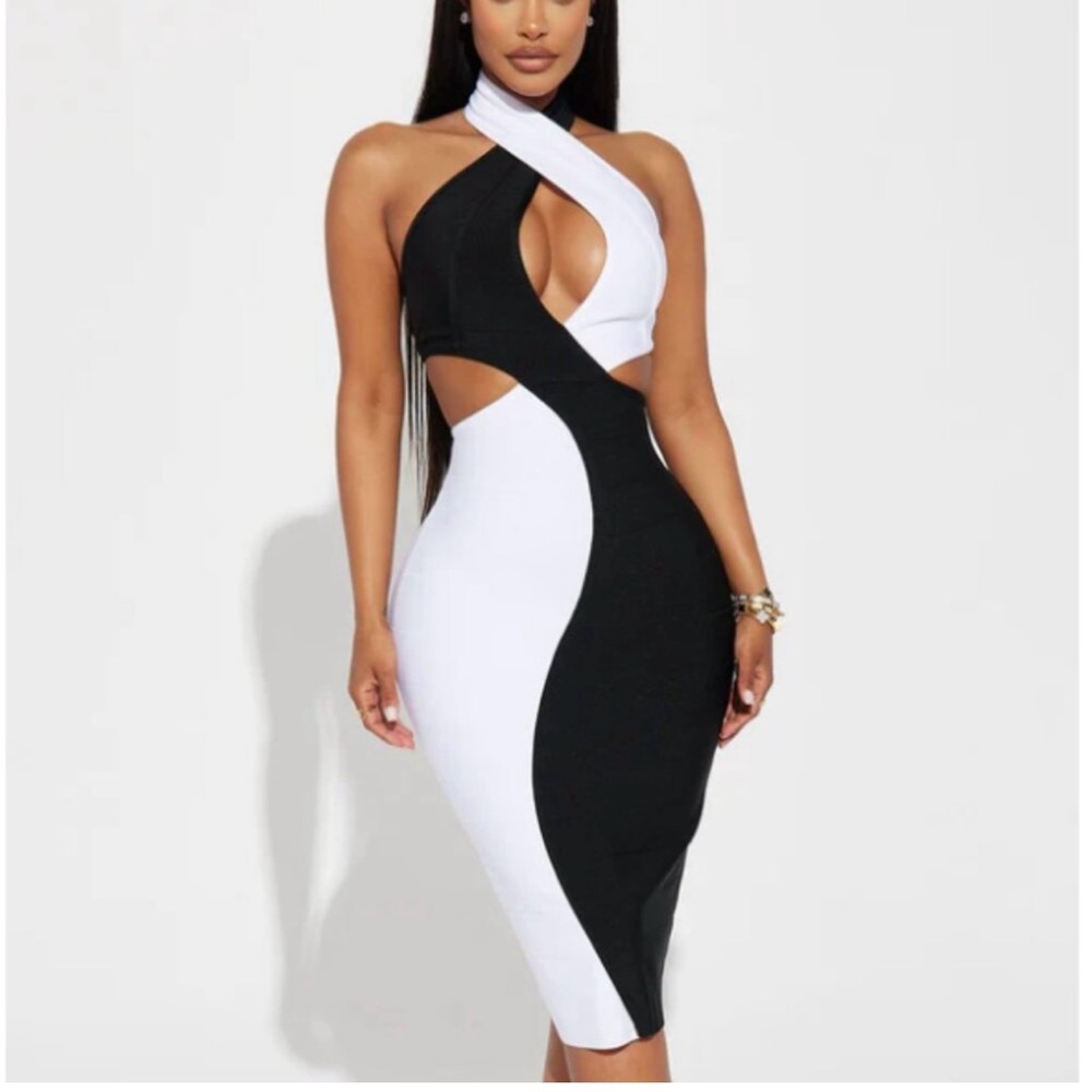 Elegant Black and White Halter Bandage Dress